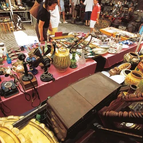 Alaçatı Antique Bazaar