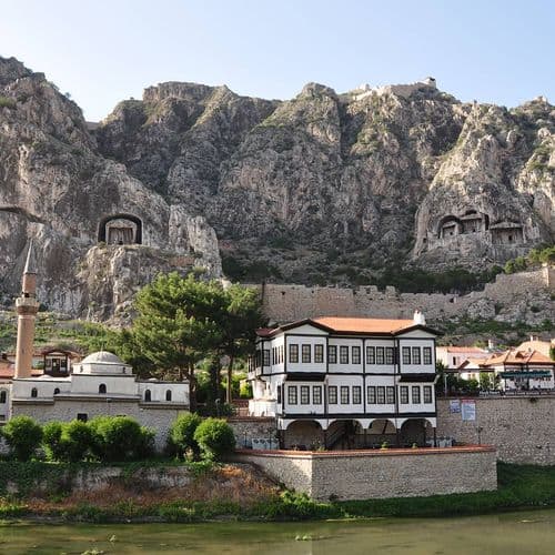 Harsena Dağı Kral Mezarları