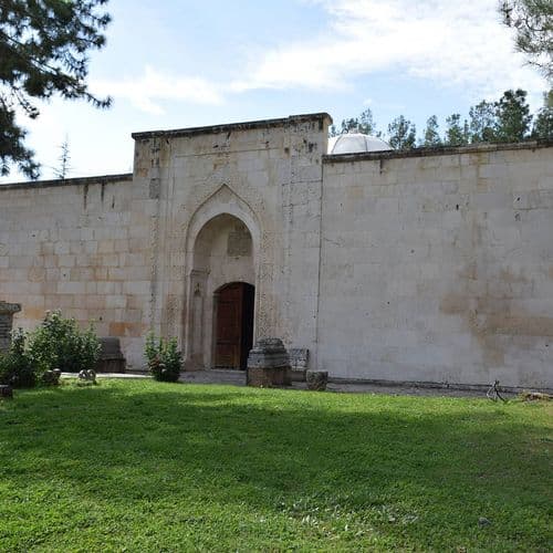 Караван-сарай Эртокуш