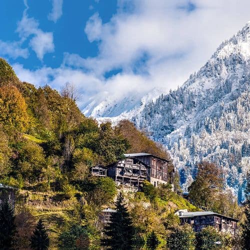 Historical Çamlıhemşin Houses