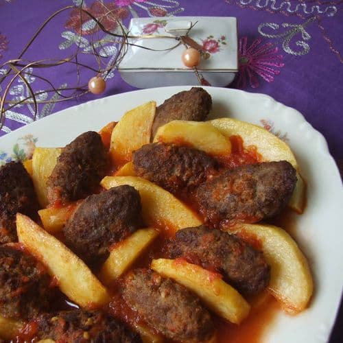 İzmir Köfte