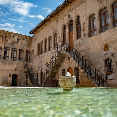 كنيسة رَجي (كنيسة القديس بطرس والقديس بولص)