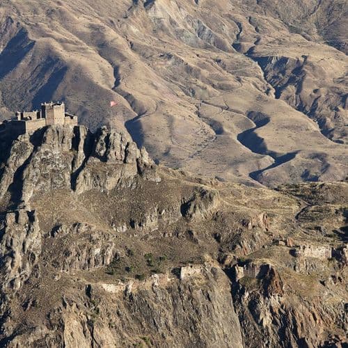 Şebinkarahisar Castle