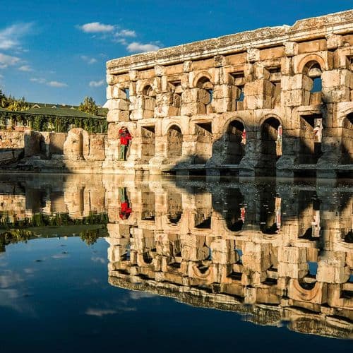 منتجعات صاري قايا وحمام بنت الملك