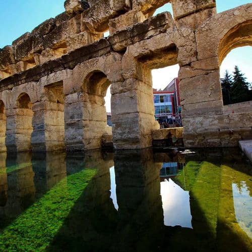 منتجعات صاري قايا وحمام بنت الملك