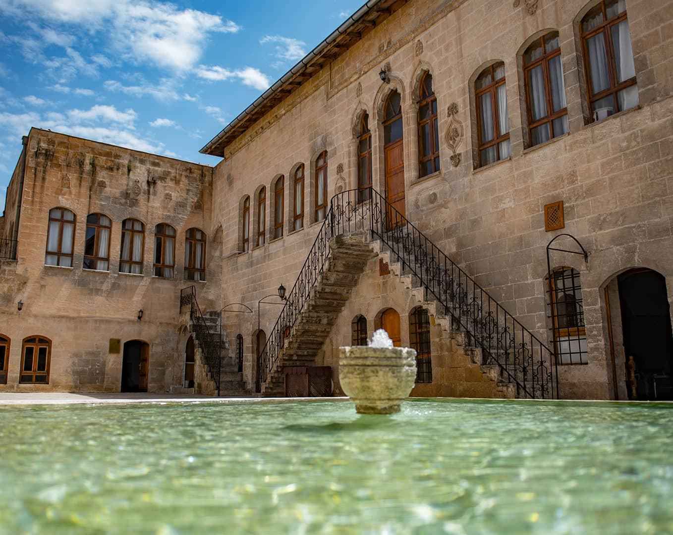 Reji Kilisesi (Aziz Petrus ve Aziz Paulus Kilisesi)